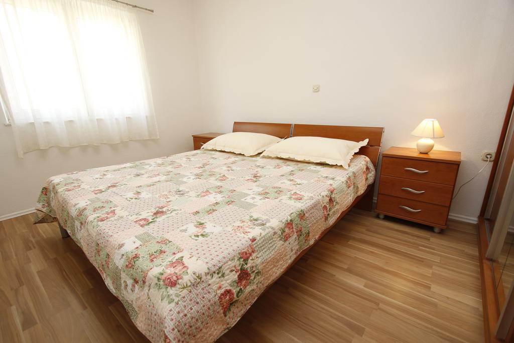 Dundic * Makarska