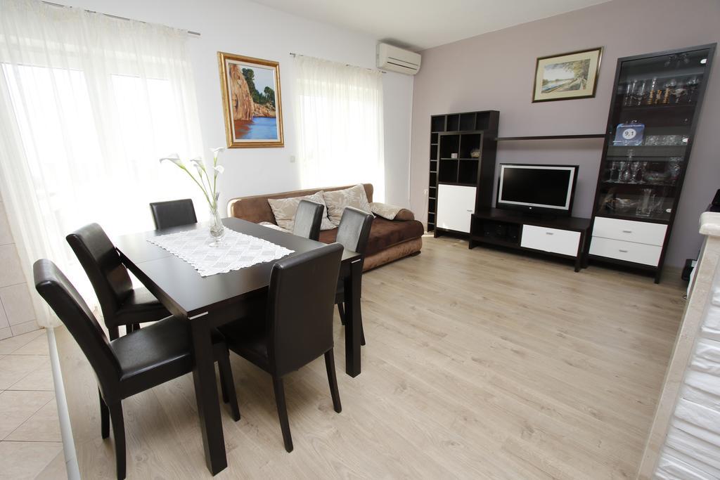 Dundic Apartment *